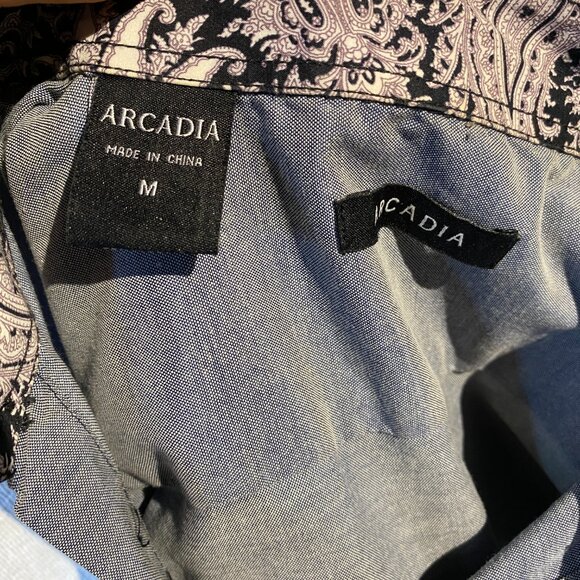 Men's Arcadia button down dress shirt. Double square button design. Size M - Picture 3 of 10